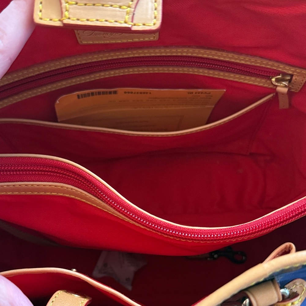 Dooney & Bourke patent leather tote - Picture 15 of 17